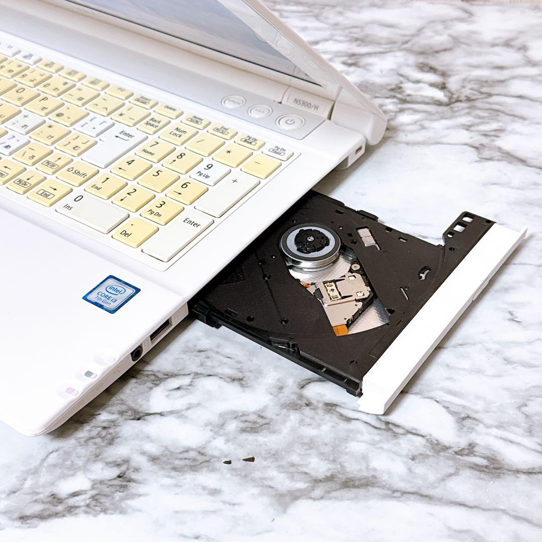 【赤字価格】すぐ使えるパソコンPC 快適i3/爆速SSD＆メモリ8GB✨カメラ付