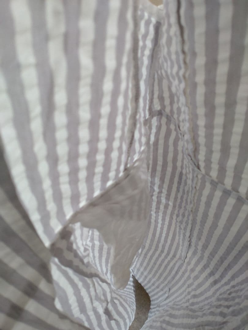 ネストローブ 〝 It's ME 〟サッカーストライプサロペット　グレー