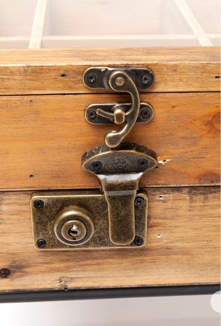 KARE コレクターヴィンテージ風木製ローテーブル 122x55cm