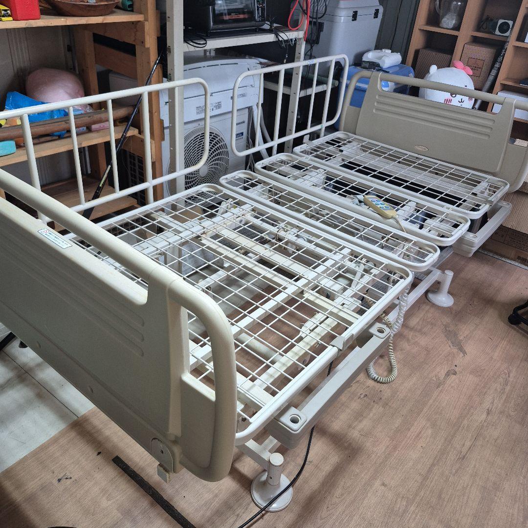 介護用ベッド 高さ調節機能付き　三重県