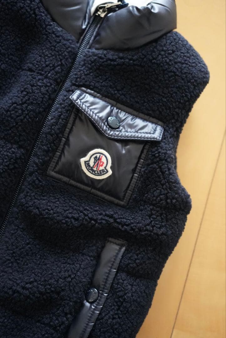 MONCLER ダウンベスト キッズ、ベビー　18M-24M