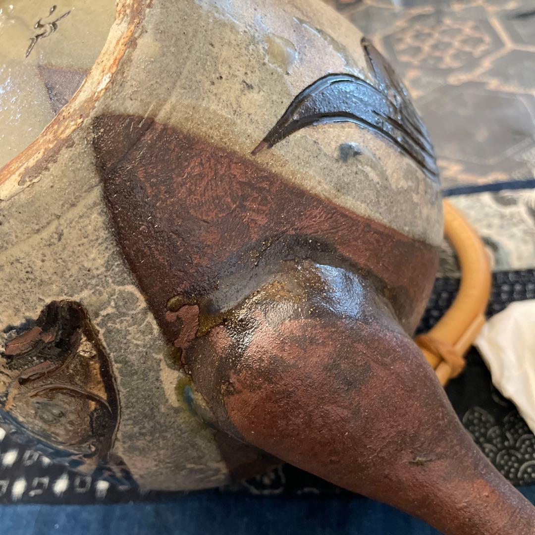 金城次郎、魚文、急須、大