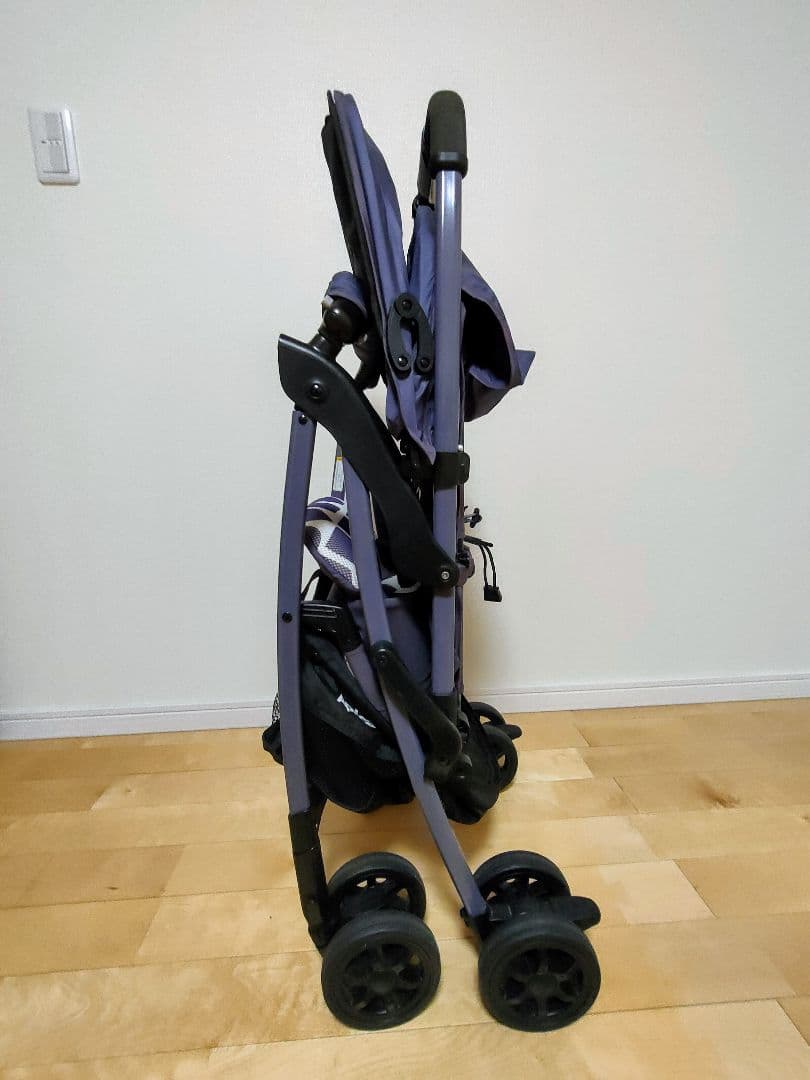 アップリカ　マジカルエアープラスAC　ベビーカー