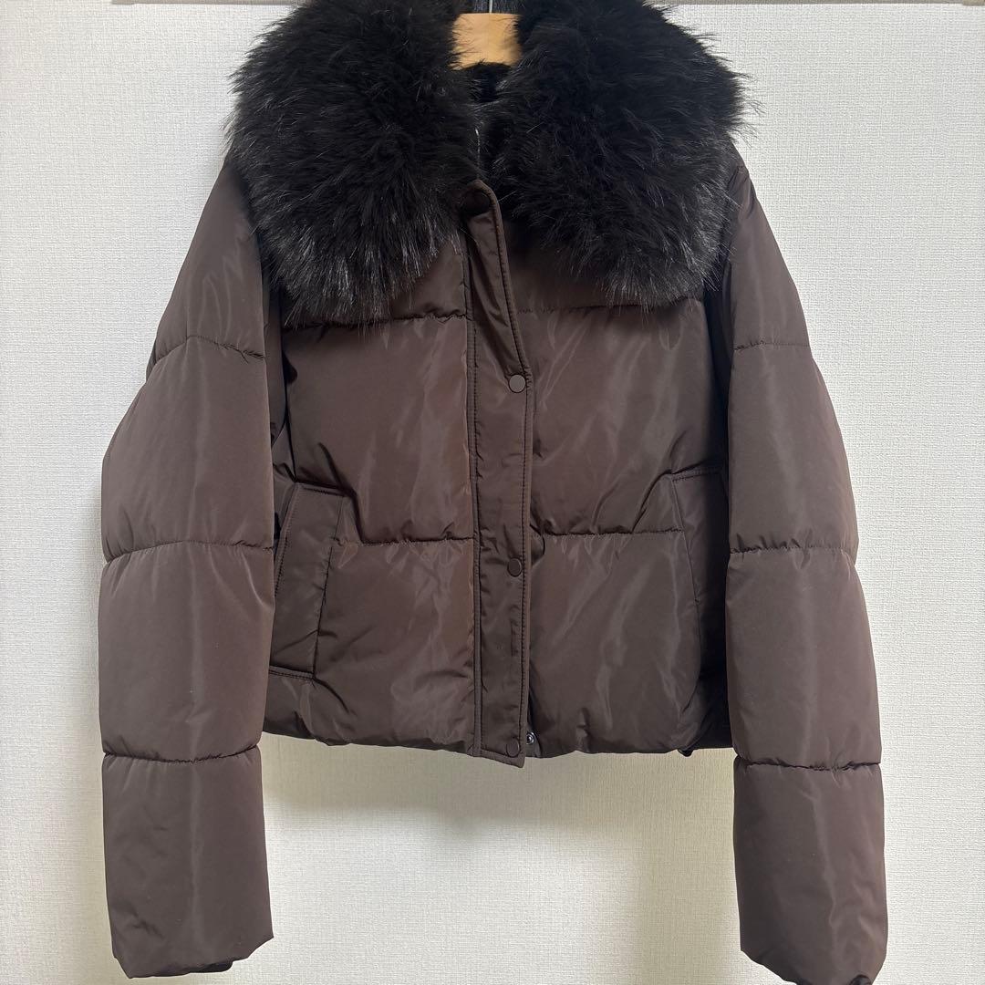 【ダウン】Lサイズ　ZARA ザラ　新品未使用　アウター　フェイクファー
