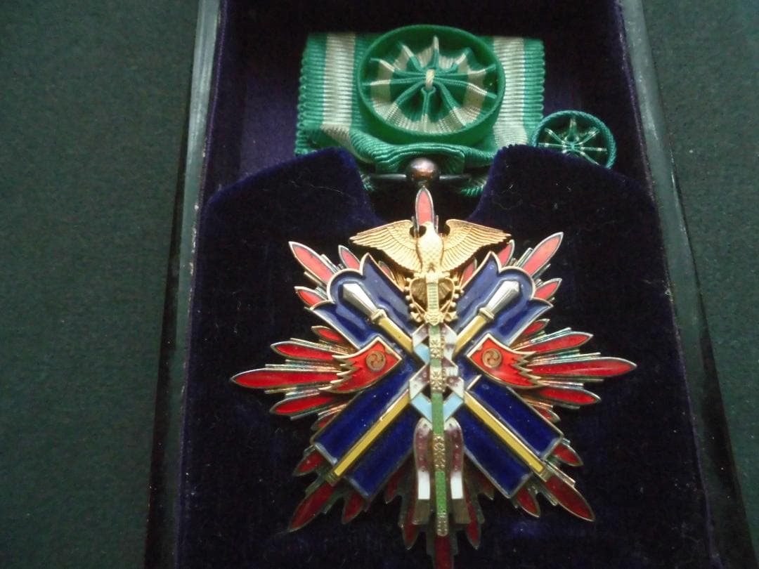 功4級金鵄勲章 ケース付き