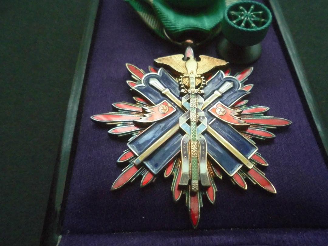 功4級金鵄勲章 ケース付き