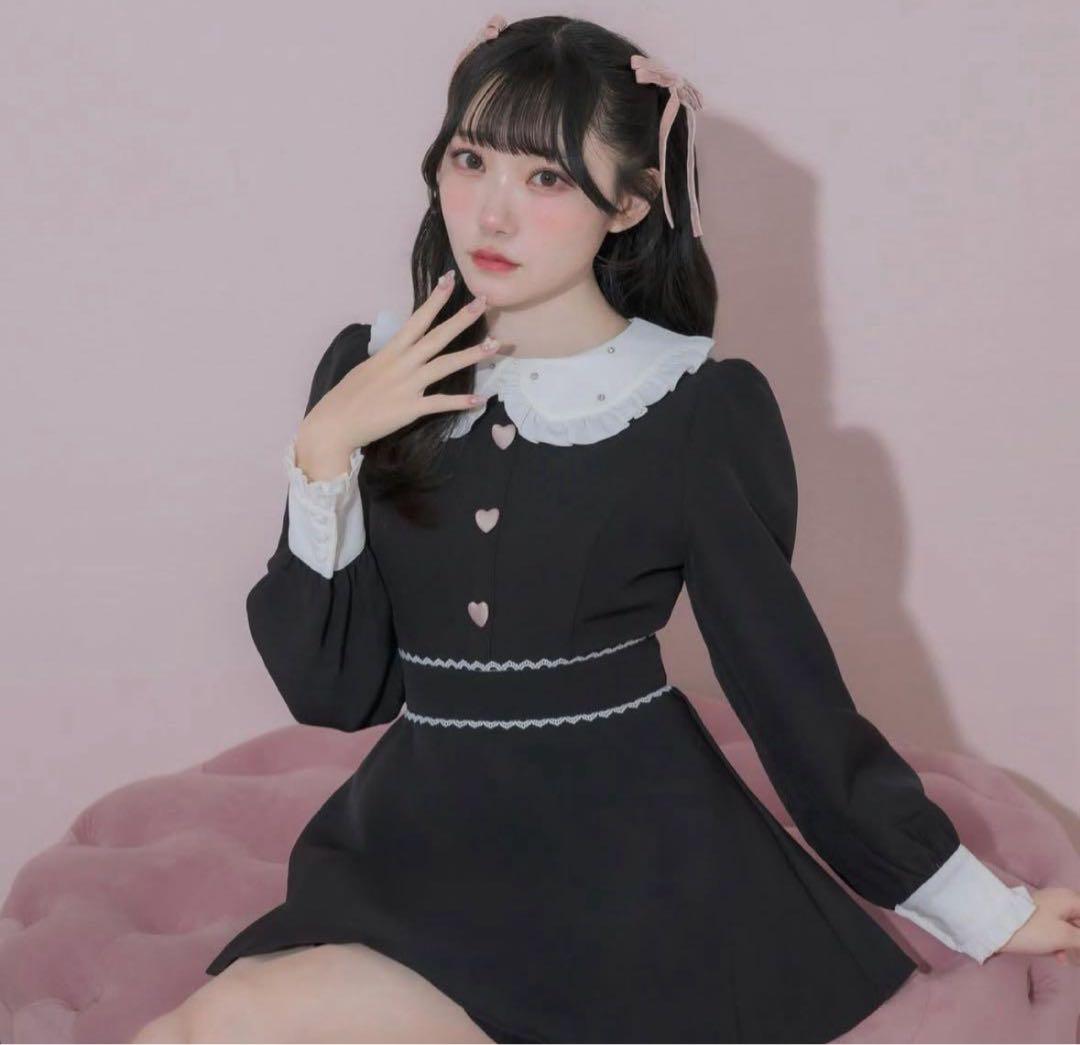 pium ビジューカラードーリーセットアップ ブラック