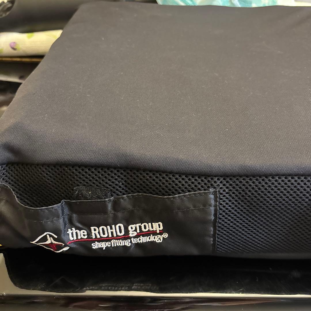 ほぼ未使用品長期保管品ROHO エアークッション