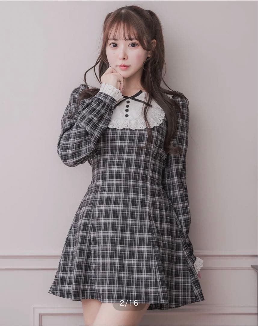 pium コットンレース長袖カフェワンピース