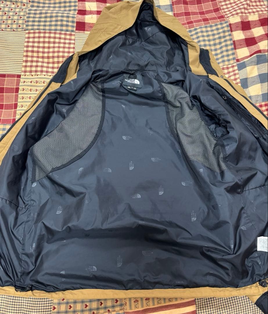 美品 THE NORTH FACE マウンテンライトジャケットＬサイズ