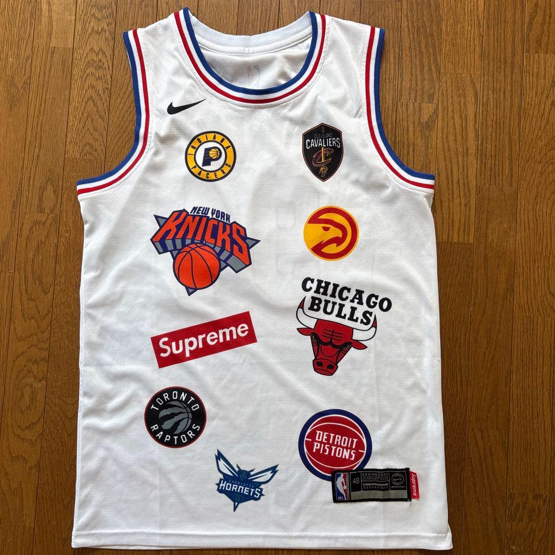 Supreme × NIKE × NBA マルチロゴバスケタンクトップ