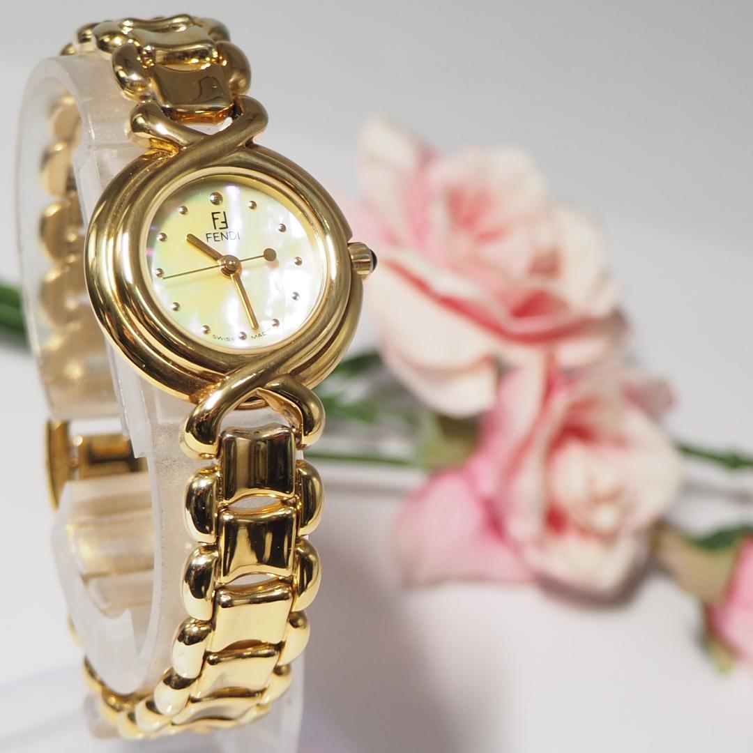 美品 フェンディ FENDI 700L シェル文字盤 腕時計 箱 H529