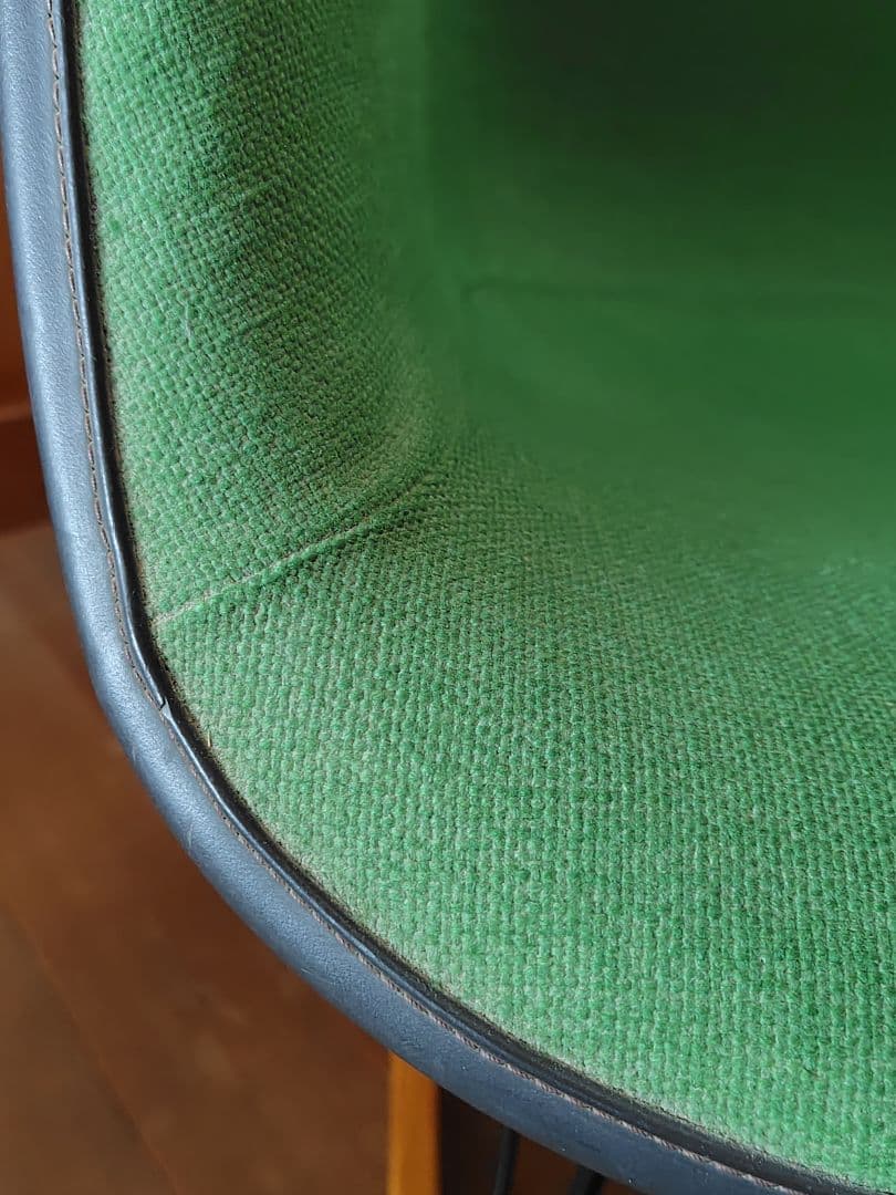 イームズ　ロッキンアームチェア　ヴィンテージ(1977年製) ※更に値下げ