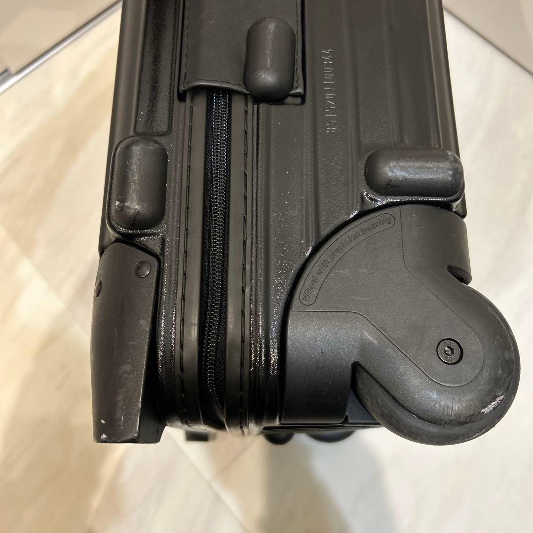 最終値下げ リモワ サルサ 35L 2輪 キャリーケース 機内持ち込み