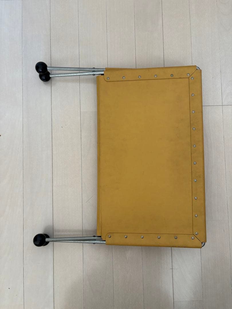 バルカンファイバー製折りたたみ式マガジンラック イエロー