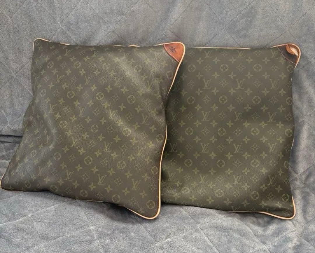 激レア物　ヴィンテージ　ルイ・ヴィトン モノグラム レザー　クッション カバー