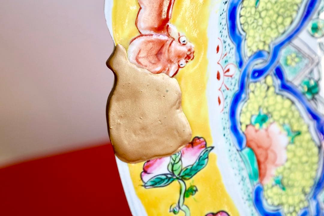 中国雑貨・大皿・飾皿【慎徳堂製　粉彩　中国美術　金魚　蓮華】