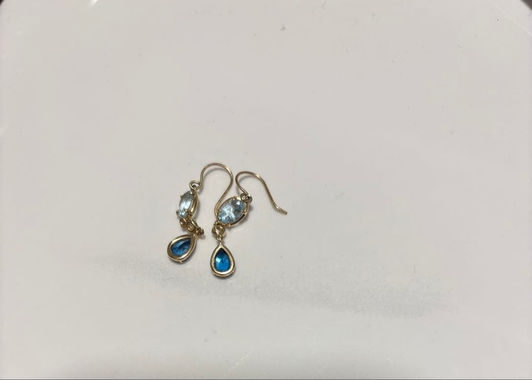 ジュエリーツツミ　K10イエローゴールドロンドンブルートパーズピアス