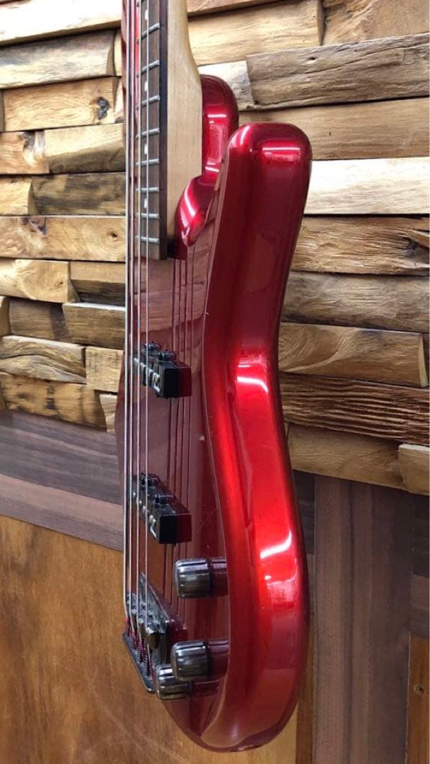 Ibanez（アイバニーズ）GSR320 エレキベース　レッド