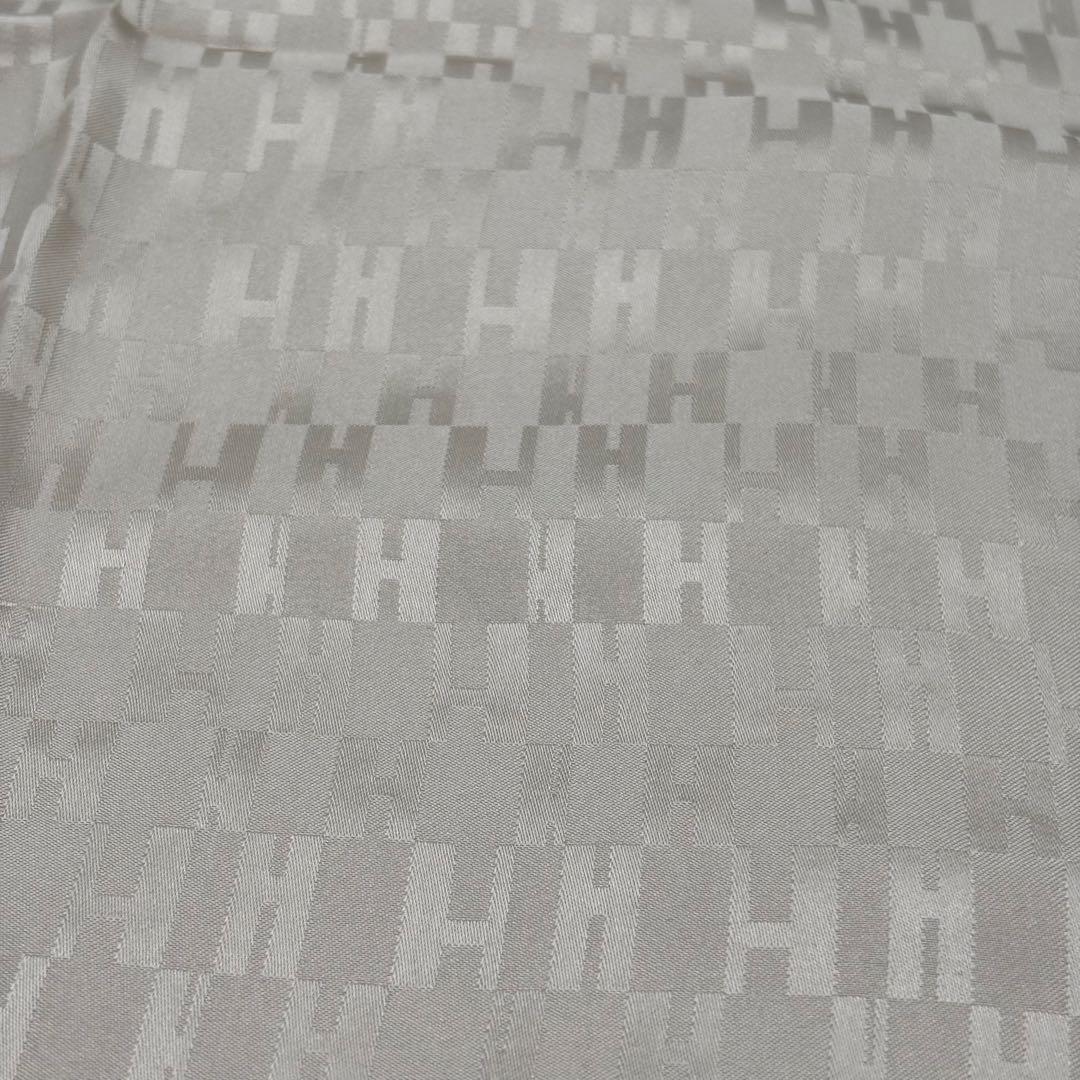 HERMESプチカレ ガヴロッシュ Grand H シルク100% ミニスカーフ