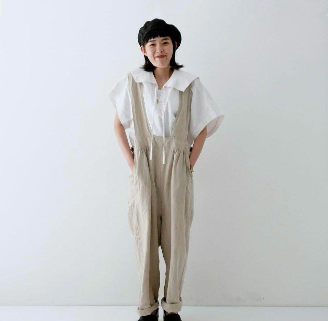 美品　ネストローブ　コットンリネンマイクロウェザーセーラーブラウス　オフシロ