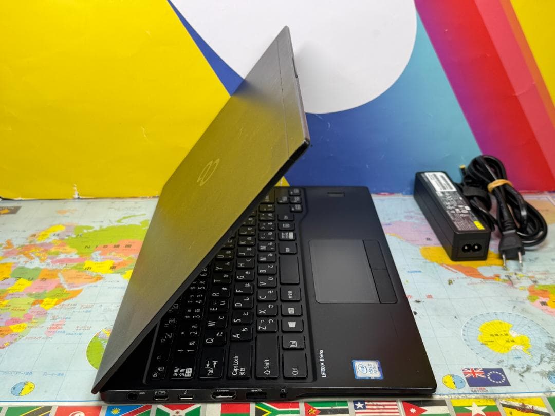 美品 i7・16GB 富士通 U939/B 13.3型FHD ノートPC 超軽量