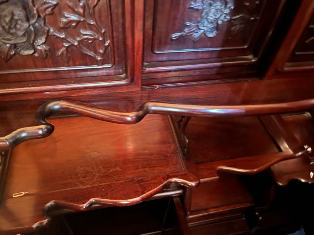 唐木家具 紫檀 茶箪笥 飾り棚 中国骨董 唐草透彫り ビンテージ ヴィンテージ