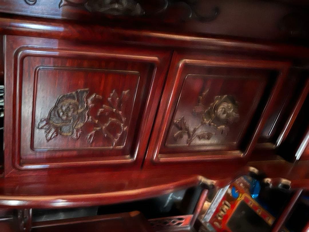 唐木家具 紫檀 茶箪笥 飾り棚 中国骨董 唐草透彫り ビンテージ ヴィンテージ