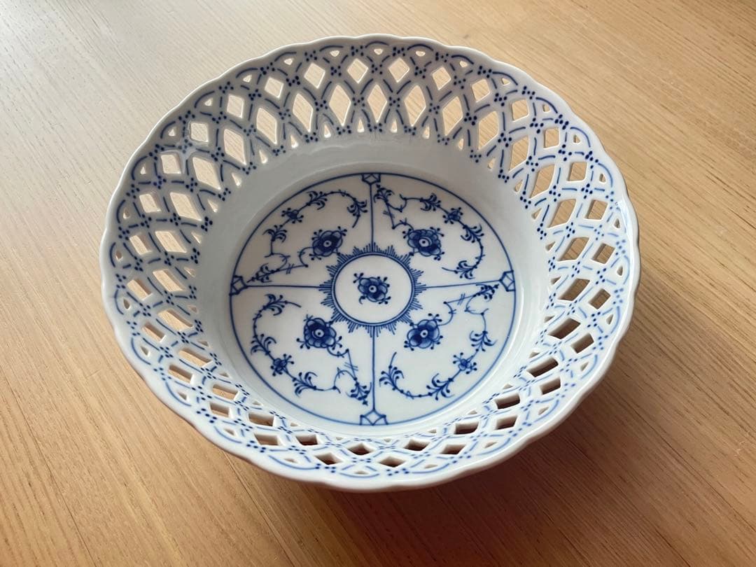 レア⭐︎美品⭐︎ロイヤルコペンハーゲン⭐︎フルレース ブルーフルーテッド ボウル