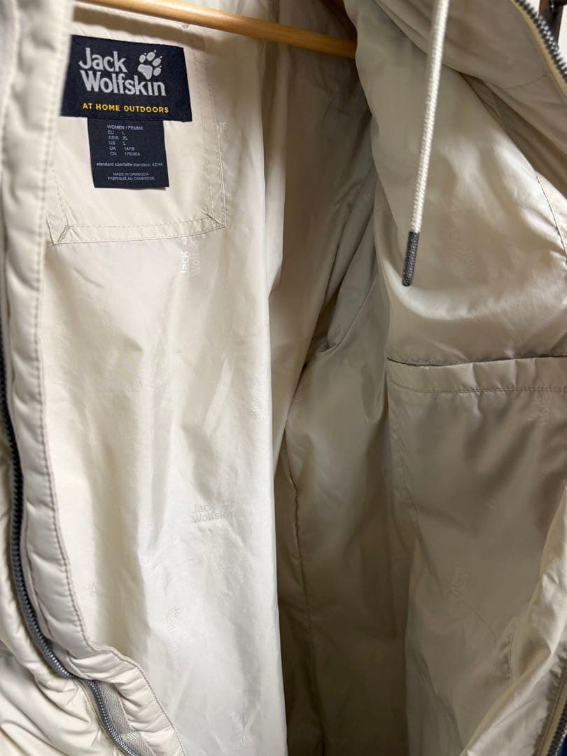 kiko　極美品Jack Wolfskin ダウン