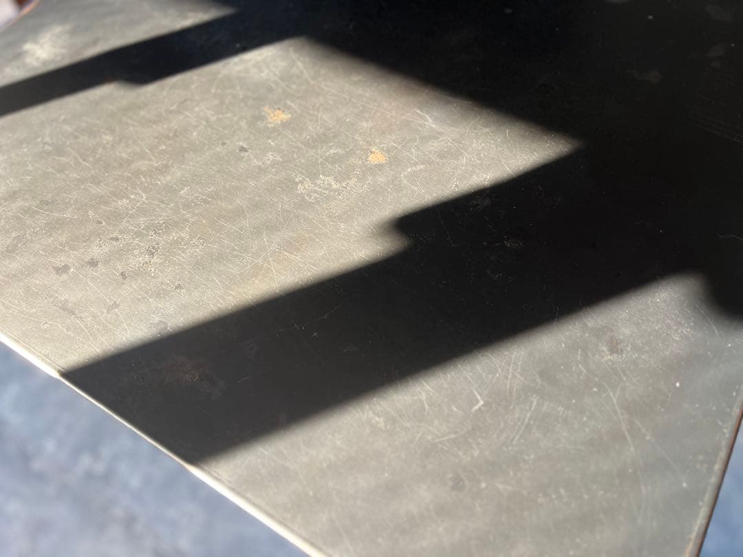 M&M カスタムパフォーマンス デスク スチールテーブル