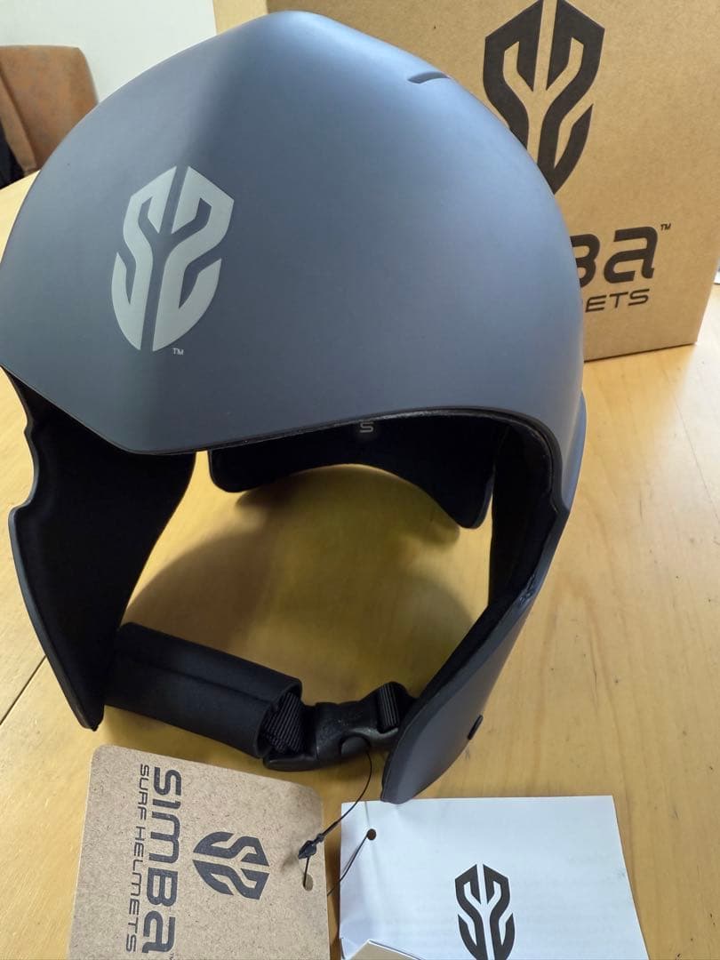 SIMBA マットブラック サーフィンヘルメット サイズS