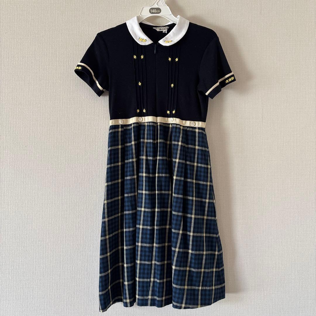 【美品】マムエモア　半袖ワンピース 140