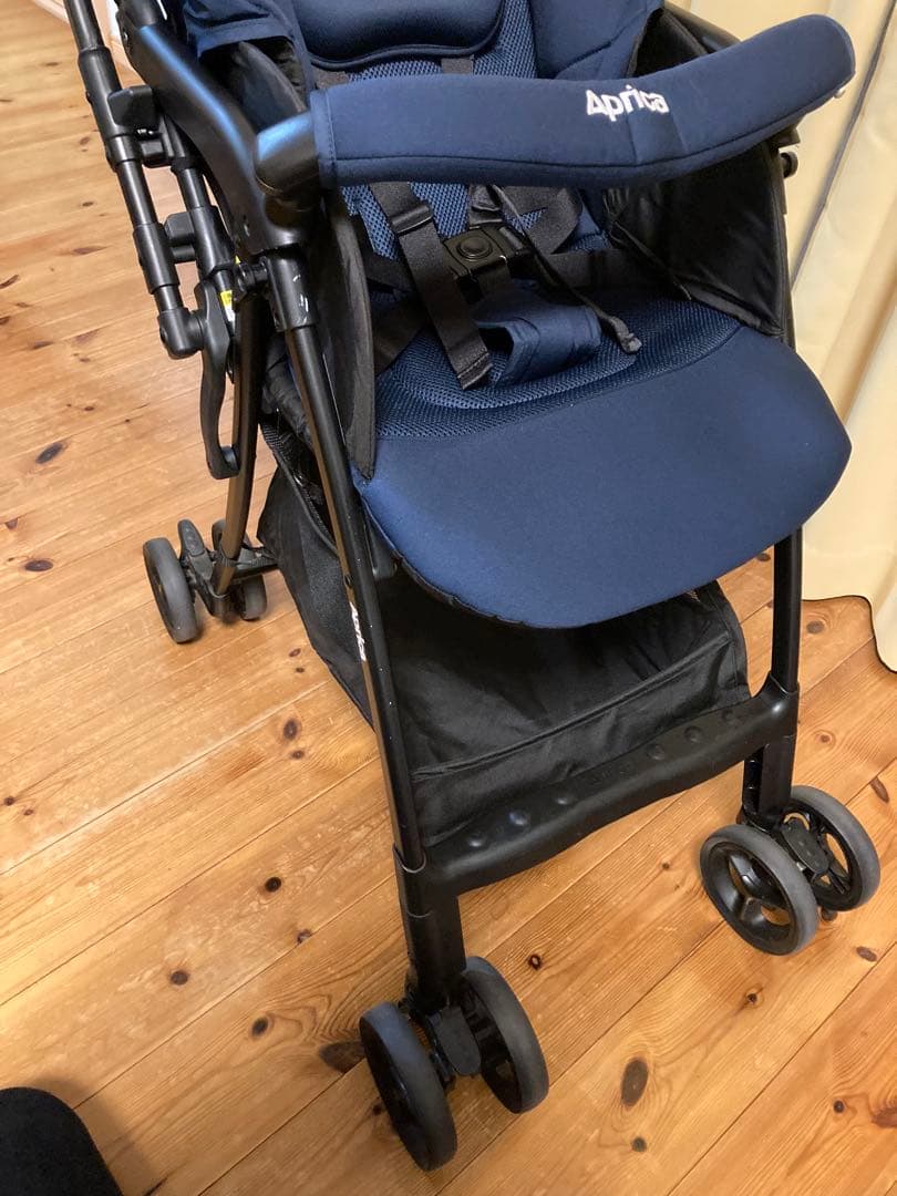 【おまけ付き】Aprica カルーンエアー　メッシュ AB型　ネイビー