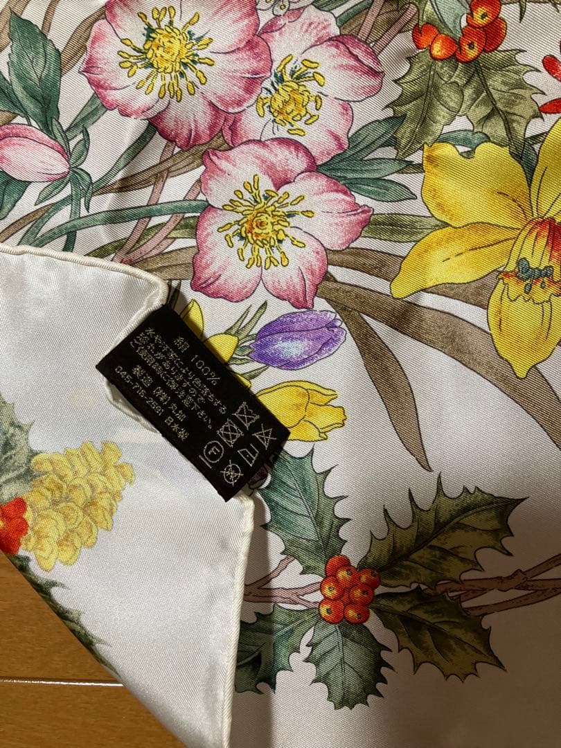 Marca 花柄 シルクスカーフ 90cm