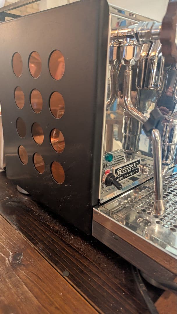 Rocket Appartamento ロケットアパルタメントエスプレッソマシン