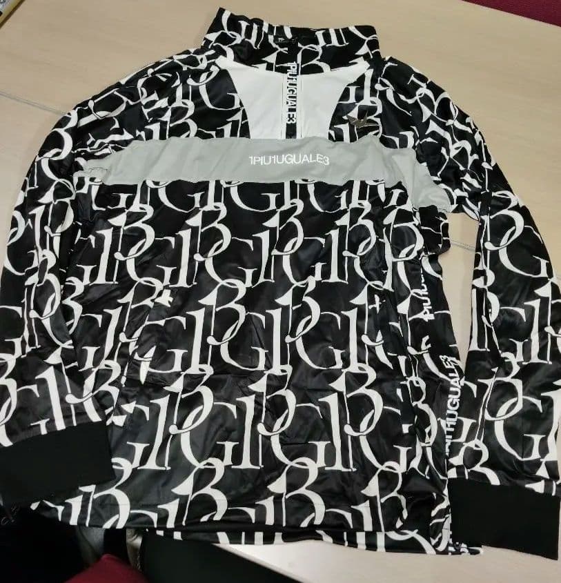 1PIU1UGUALE3 GOLF プルオーバースニードジャック ブルゾン