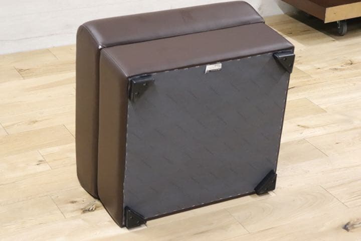 gmck464B ○ okamura / オカムラ オットマン スツール