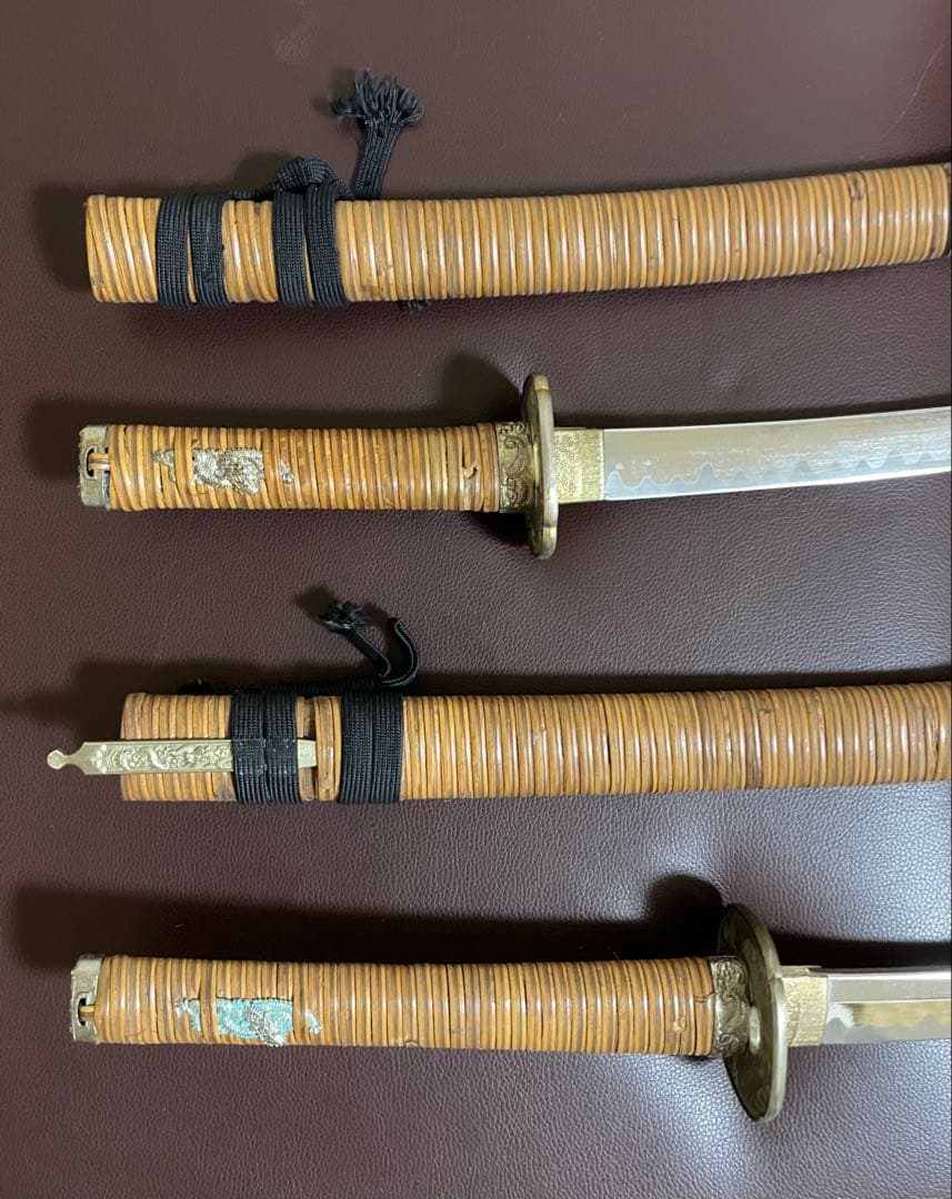 模造刀　小柄　太刀　脇差　刀掛け　武具　B591