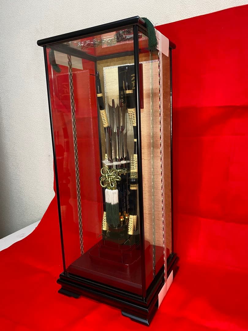 寿々登作　破魔弓　ガラスケース・水鳥鴨羽根・間口約２７×奥行約２４×高さ約６４㎝