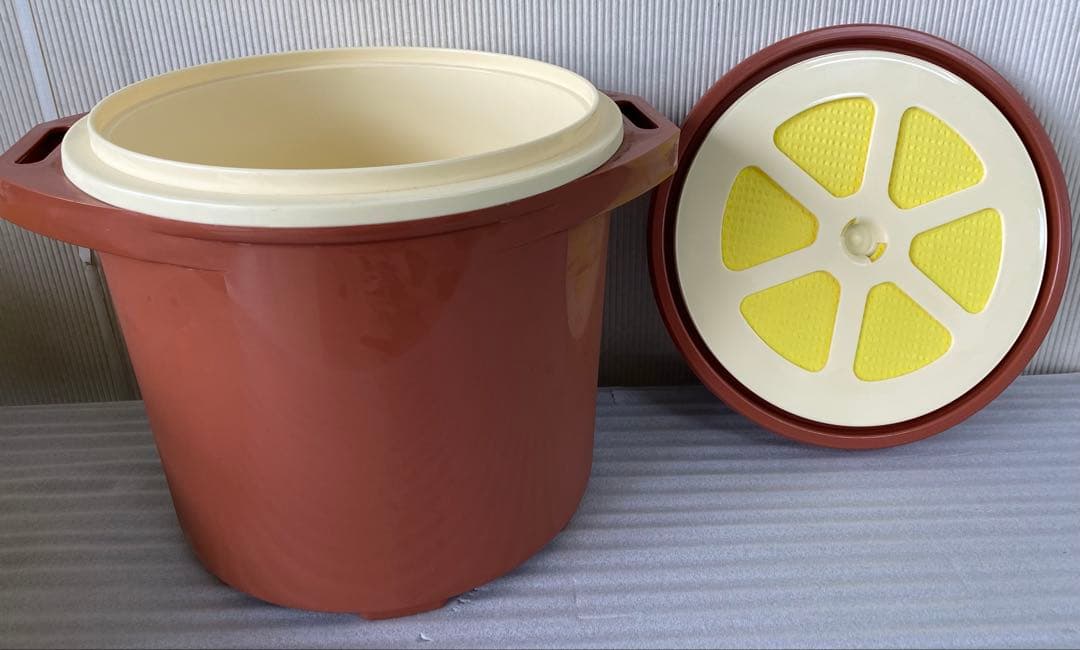 ①保温食缶 DF-R1 324×390×316H