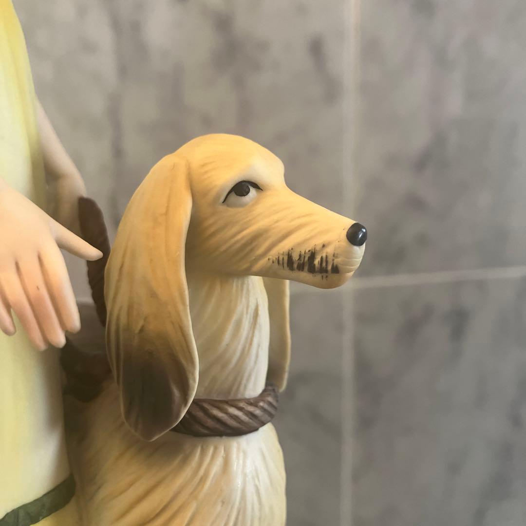 新品アメリカ60-70年代高級大型犬アフガンを携えた貴婦人の陶器オブジェ