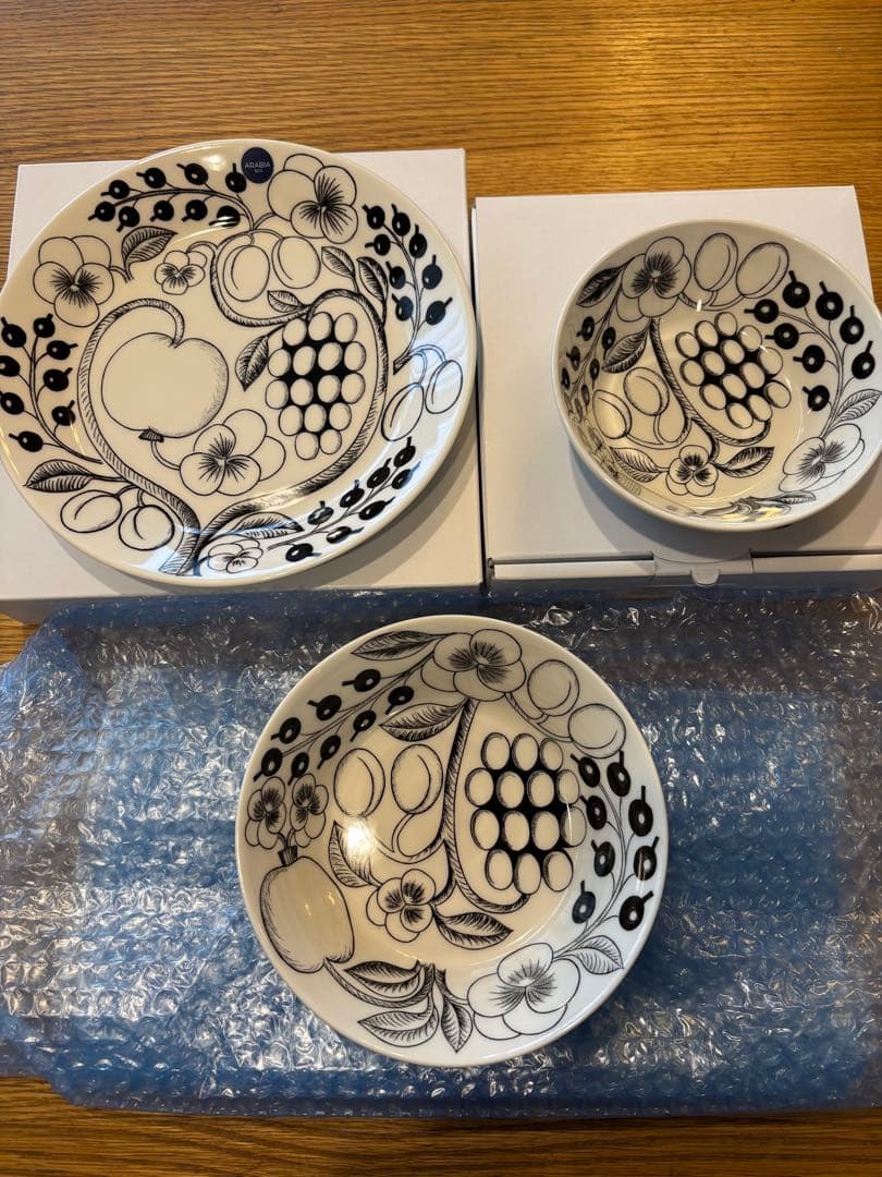 新品正規品！アラビア　ブラパラセット♪