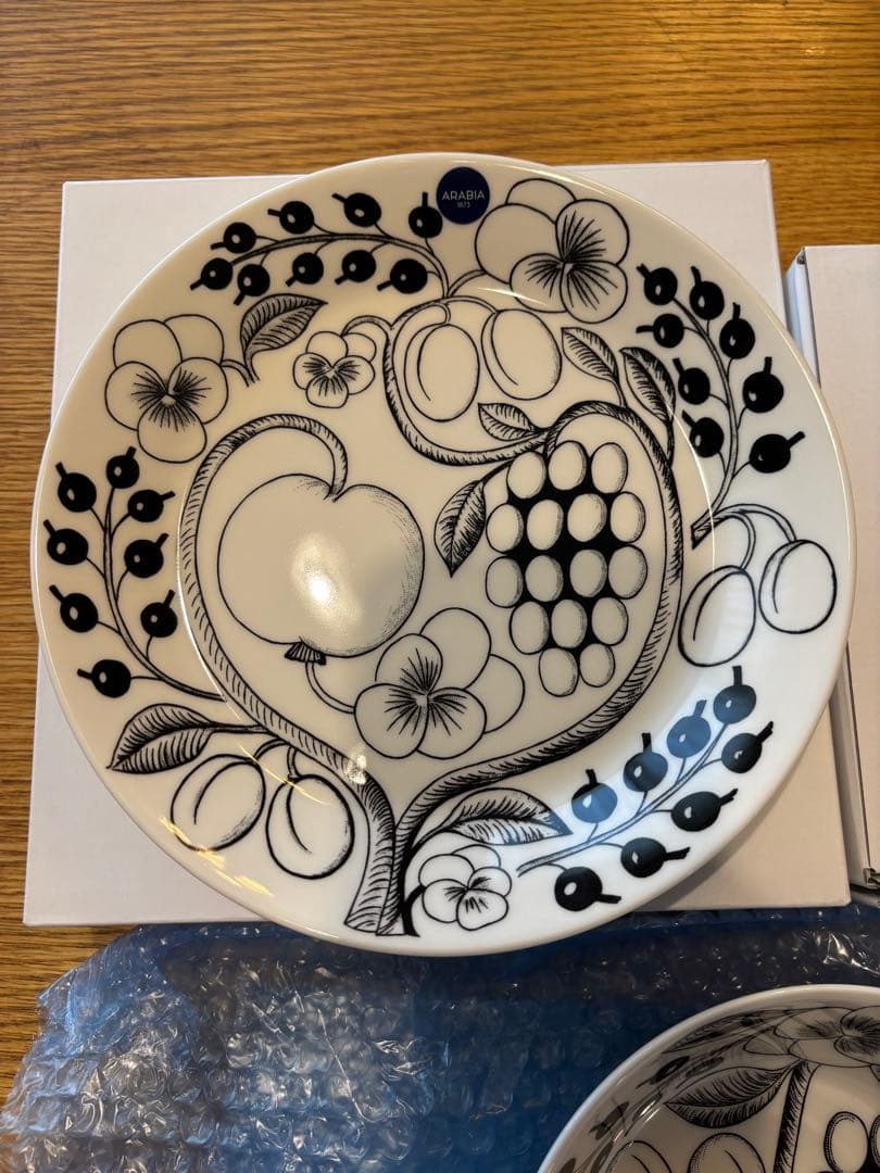 新品正規品！アラビア　ブラパラセット♪