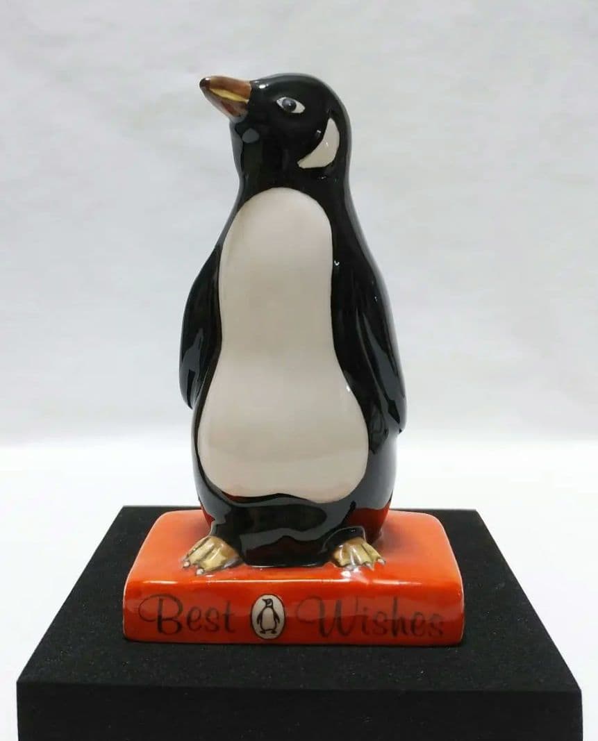 ペンギン 陶器人形ペンギンブックス❤︎英国王室ロイヤルドルトンアンティーク陶器！