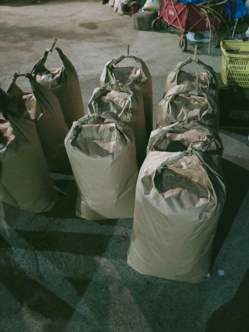 30kg米袋入り竹炭3袋(無選別)(約120リットル)　大阪産