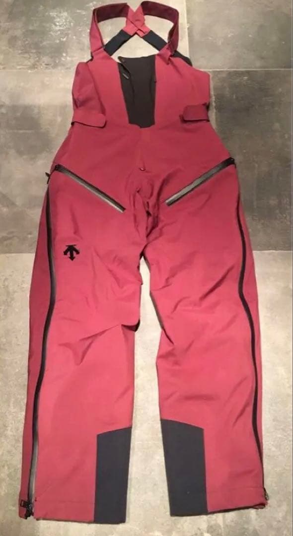 ♦【送料込み】デサント上下セット (クリーニング済み)有名プロスキーヤー御用達！