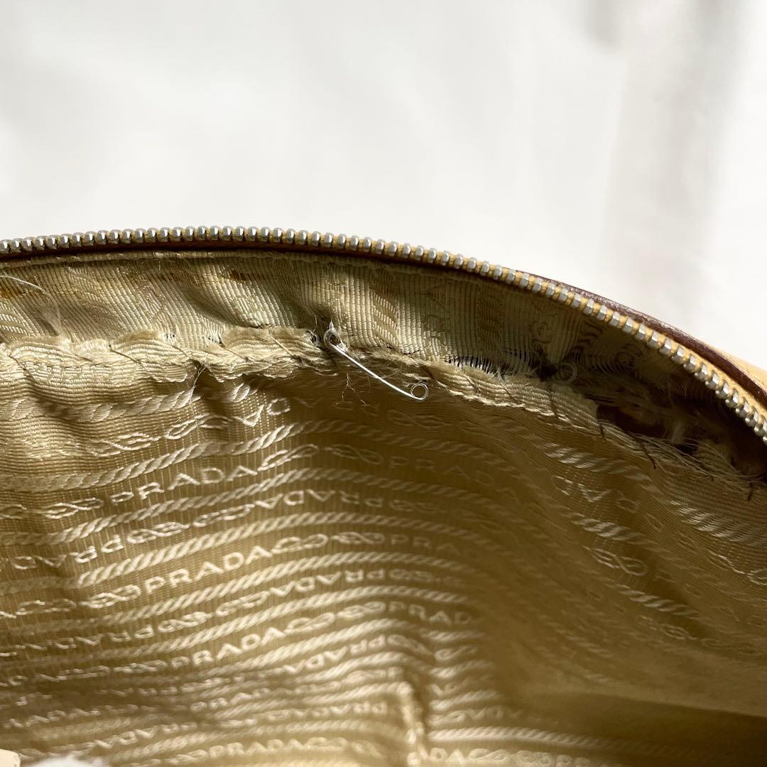 PRADA パンチング ボーリング バッグ チャーム 南京錠 大容量 多機能 黄