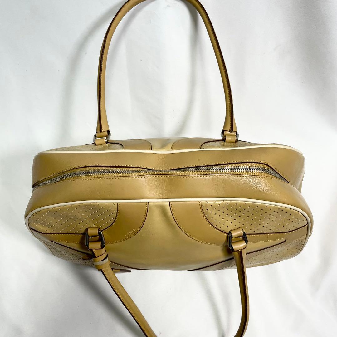 PRADA パンチング ボーリング バッグ チャーム 南京錠 大容量 多機能 黄