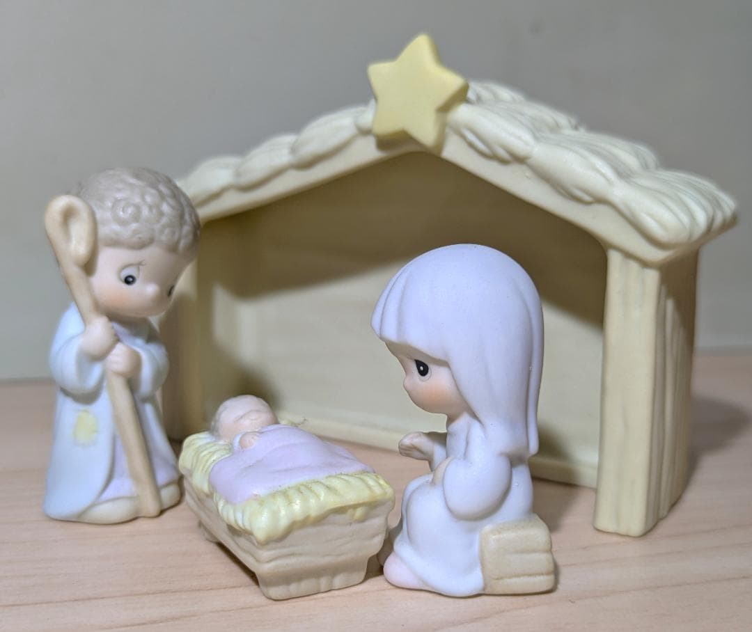 プレシャスモーメント　He Came As The Gift Of God...